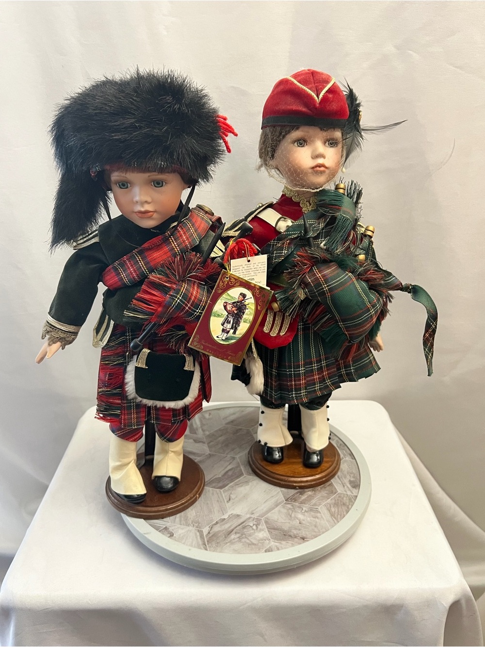 Geppeddo Dolls Of The World Scottish Boy & Girl Porcelain Doll Set 16” Collin